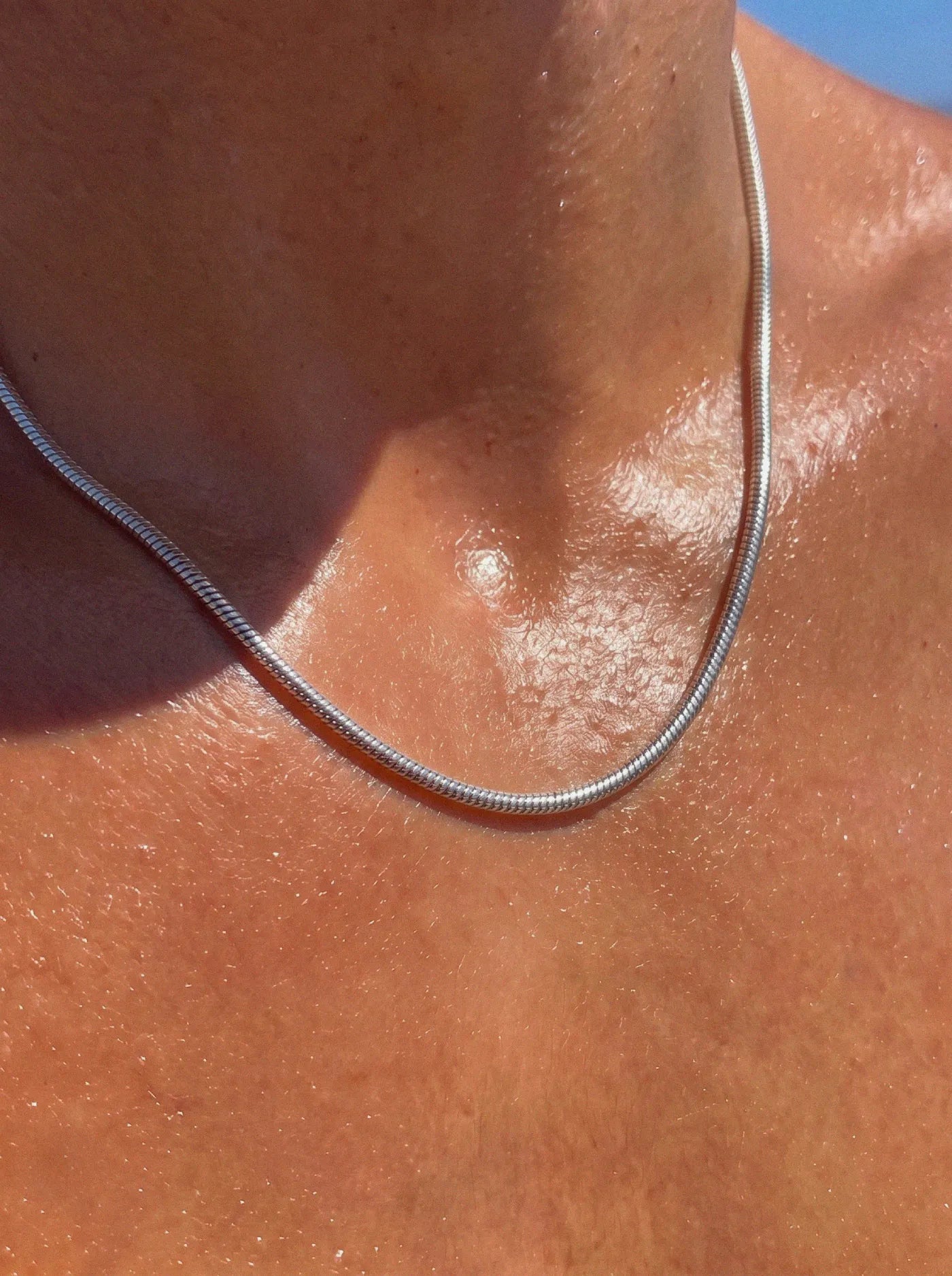 SNAKE NECKLACE